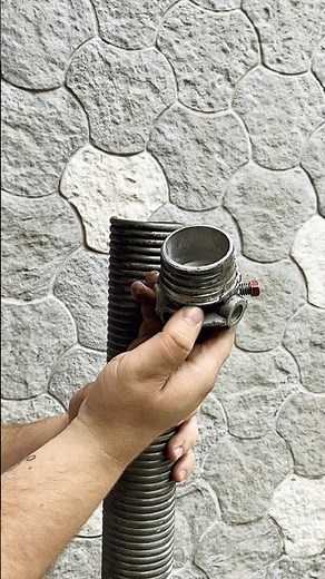 How to install the inner cone of a garage door torsion spring -Como colocar cone na mola de torção