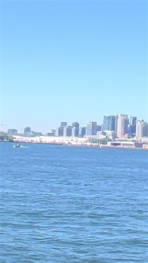 Khanz🇵🇰🇨🇦🇨🇦 (@hellokhanz)’s videos with original sound - 𝙈𝙊𝙏𝙄𝙑𝘼𝙏𝙄𝙊𝙉