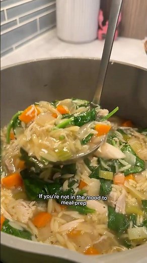 How to make lemon chicken orzo soup
