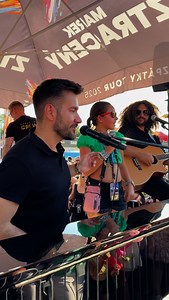 22K reactions · 339 comments | ☀️ Vzpomínka z turné ☀️ a můj oblíbený bod programu – „Ztracený na přání“  Kdy jsme zahráli cokoliv, co jste nám řekli… a klidně jste si mohli zazpívat se mnou. Třeba jako tady Sofie  Tyhle momenty nenaplánuješ, nevymyslíš… prostě čistá spontánnost a zábava  | Marek Ztracený | Facebook