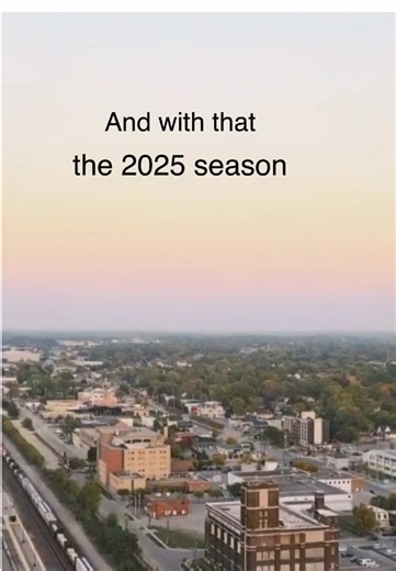 Here’s to the festivals, flavours, music and memories that made 2025 a year to remember in London, Ontario 🎉 We want to be a part of your 2026! Tag us and share your adventures for the chance to be featured 📸 #ExploreLdnOnt #LdnOnt #2025Recap #YearInReview