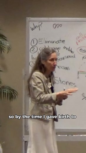 @thehealthyyhabitat | Squatting for an easier birth. #squat #health #fitness #exercise #pregnant #pregnancy #birth #didyouknow #healthtips #healthyliving... | Instagram