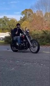 @chicken_fried_choppers "This is not the full video of the greatest Panhead wheelie in the world, this is just a tribute!" @chappyy 🇺🇸 #CTOT #thegreatestwheelieintheworld #chickenfriedchoppers #deadbeatcustoms #chopper #chop #harley #harleydavidson #choppershit | Deadbeat Customs