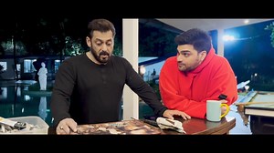 1M views · 10K reactions | Song: You Are Mine (Official Video) Singer: Salman Khan Rap: Agni Music: Vishal Mishra Lyrics: Salman Khan & Sanjeev Chaturvedi Source: Salman Ali Disclaimer: No copyright infringement intended & no commercial value is obtained. Used only for entertainment purposes. #stargemspty #stargems #hindisongs #bollywoodsongs #salmankhan | Star Gems Entertainment Pty Ltd | Facebook