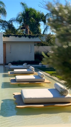 This is what happens when the clients asks for a resort! 🤯🙌🏼 #luxuryhome #pool #backyarddesign