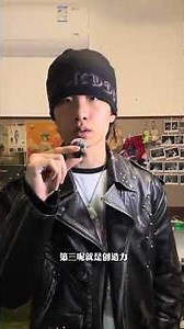 Fashion Trend Alert: Stylish Outfits from a Top Blogger