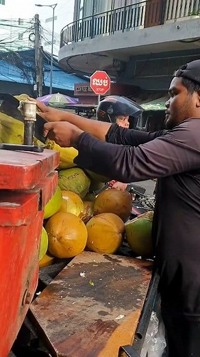574K views · 1.5K reactions | Street Side Best Coconut Seller Selling Coconut #freshcoconut #coconutcuttingskills #coconutwater #coconut #streetfood | Coconut Farm | Facebook
