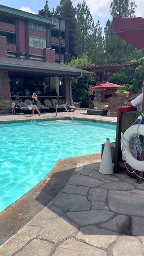 Here is a quick tour of the pool area at Disney’s Grand Californian Resort & Spa #travellife #disneyland #grandcalifornianhotel #grandcalifornianpools #familytraveltips #traveltiktok #californiaadventure #travelagentsoftiktok #familytravel