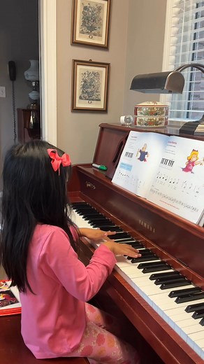 Emily is playing Christmas handbells! Continue to listen she will memorize this🩷🩷🩷🩷🩷🩷🩷 | Lynn-Marie Hagood