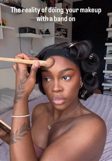 Lmao I will forever be a “edges before makeup” girl! 😭 anyone else??? #girlythings #makeup #edges #contour #fyp