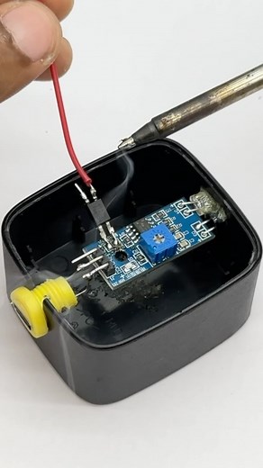 4.1M views · 10K reactions | Invention #electronicsprojects #diy #invention | Pro Maker 101 | Facebook