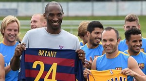 Soccer world mourns the death of Kobe Bryant