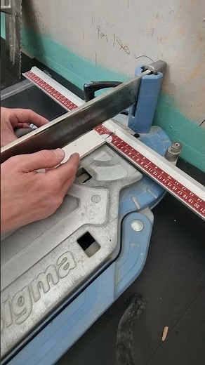 The Trick To Cutting Small Tile Slivers!