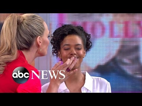 Molly Sims Shares 3 'Everyday Supermodel' Secrets