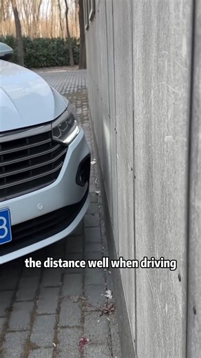 聪哥说车 on Instagram: "You need to master the ultimate distance when driving!#cars #carknowledge #carguy #fyp #viral #tips #driving #instagram #foryou"