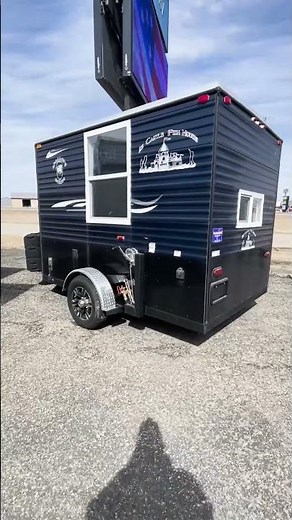 🚐 Universal Marine & RV Auction – The RVs