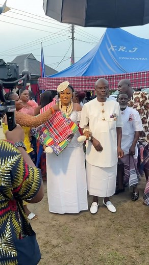 Our #bonnybride had a Very Successful Iria Ceremony in Rivers State. 🙌🏾❤️🙌🏾. She also Danced in the Rain 🌧️. A Queen and More!!! 👸🏾❤️👸🏾!!! #ttsunion #ttsunion24 #ttsunion2024 . Live Wedding Coverage: @riversbrides Bride: @jumbo.grace Event Planner: @eventsby_laura_ Hairstylist: @chyzashairdo Photography and Videography: @iri_say_media . #weddingsinportharcourt #weddingsinph #iriaceremony #bonny #bonnybrides #bonnywedding #bonnyweddings #riversstateweddings #riversstate #portharcourtwedd