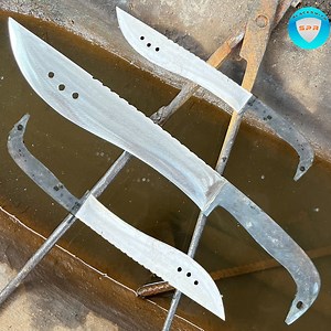 3.4M views · 10K reactions | This is a very sharp knife from leaf spring. Its tang is like the mouth of bird. Thanks for supporting original content. | Blacksmith SPR | Facebook