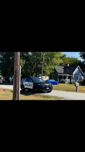 9-13-2025: Springfield, MO Police Department Greene County Sheriff's Office search the area near Howard and Kerr for a suspect that fled from officers after a possibly stolen vehicle pursuit | RNN News