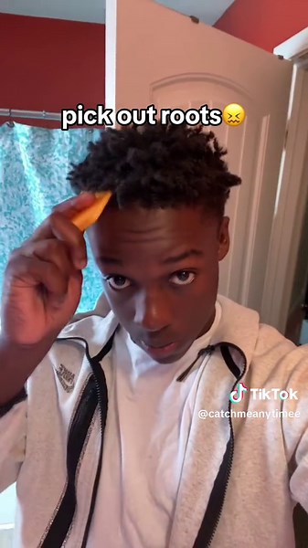 #fyp #viral #4chair #hairgrowth #hairgrowthjourney #shorthair #freeform #freeformdreads #freeforms #freeformjourney