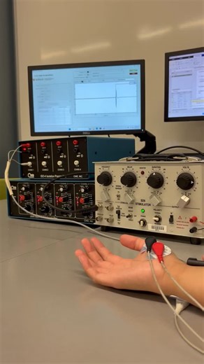 UWaterloo Kinesiology and Health Sciences on Instagram: "KIN students in the lab for the first time this term — ready to learn, experiment, and make things happen. Let’s go! 🎉 🔬"