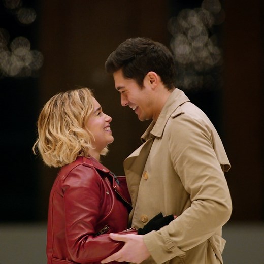 Freut Euch jetzt schon auf die Weihnachtszeit! Die romantische Komödie LAST CHRISTMAS mit Emilia Clarke und Henry Golding mit unveröffentlichten Songs von George Michael startet am 14. November in den Kinos. Hier ist der Trailer! | Last Christmas