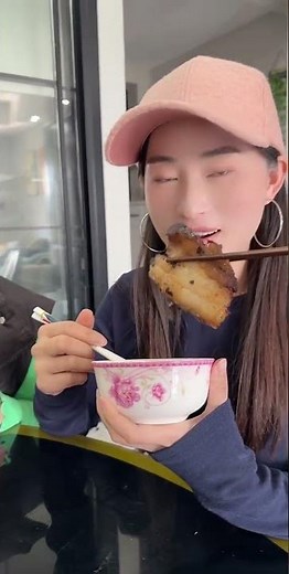 三姐妹同时落水，你会先救谁