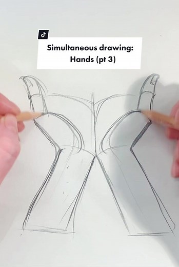Symmetrical Hands: Drawing with Both Hands