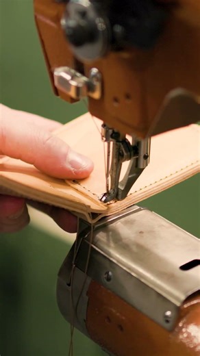 ASMR Stitching a Marbled Shell Cordovan Leather Wallet #asmr #wallet #stitching