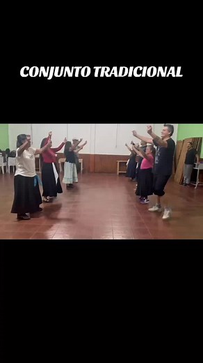 #folklore #danzasfolcloricas #castelarsur #folkloreargentino #tierrayraizfolkloredanza #tallerdedanzas #tallerdedanzas #danzasfolkloricasargentinas #proyecto #conjuntodedanzas #danzastradicionales #danzasargentinas