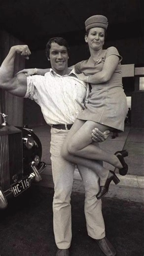 Arnold Schwarzenegger With Fans#arnoldschwarzenegger #hollywoodmovie#short ‪@ArnoldSchwarzenegger‬