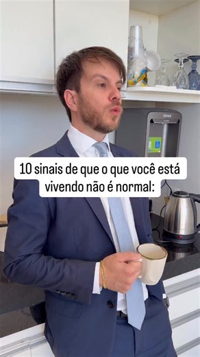 Felipe Caiafa | Advogado e Mentor on Instagram: "1. Se você precisa “pisar em ovos” o tempo todo. 2. Se tem medo da reação dele quando fala. 3. Se ele controla suas roupas, amizades ou rotina. 4. Se você se sente culpada por coisas que não fez. 5. Se você se desculpa por sentir dor. 6. Se ele te isola da família ou amigos. 7. Se você tem medo de ir embora por ameaças. 8. Se os momentos “bons” viraram exceção. 9. Se você já se pegou acreditando que “merece” o que está acontecendo. 10. Se, no fund