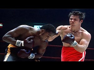 Joe Frazier vs Jerry Quarry 1 - Highlights (Fight Of The YEAR)