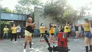 SQUID GAME - Zumba (Private Class) 💃🎶 Let's Dance and Feel the Beat 🔥🔥🔥 Thank you so much Guys!😍👏 Powered by: Pocari Sweat (Philippines) Be at your Best!#zumba #dancefitness #zingeo #prettyummz #healthylifestyle #lovetodance Subscribe to our YouTube Channel https://youtube.com/channel/UCLlhmJscTQ93ivfEIdwqvxg | Zin Geo