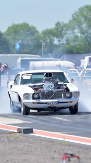 Burnout? Yes Please!!! 🔥💨 #burnout #dragstrip #dragracingforall