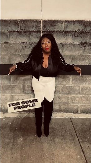 IN YO FACE but OUT THE WAY🫸🏾🖤🤍❣️