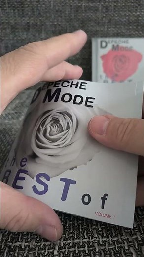 Depeche Mode-The Best Of vol.1/version 1 on cd.