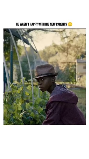 @reel.the.movie on Instagram: "🎬Title: Atlanta (2016–2022) ⭐IMDb / Viewer Rating: 8.6/10 🎞️Genre: Surrealist Comedy | Drama | Satire 🎥Creators: Donald Glover 👥Main Cast: Donald Glover (Earn), Brian Tyree Henry (Alfred / Paper Boi), LaKeith Stanfield (Darius), Zazie Beetz (Van) 🌍Country: 🇺🇸 United States ⚔️Plot (No Spoilers): Earnest "Earn" Marks is a cynical, broke Princeton dropout trying to redeem himself in the eyes of his ex-girlfriend Van (the mother of his daughter) and his parents.