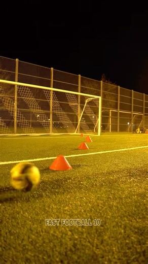 FASTFOOTBALL10 | Tutorial shot football master 🎯#football #shot #tutorial #best #reels #master #amazing #viralreels #foryou #player #fast #fastfootball | Instagram