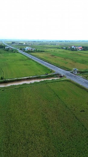 2.8K reactions · 104 shares | Em Thức , gửi tặng video quê hương cho các bác ,các anh chị đi xa lập nghiệp luôn nhớ về quê hương yêu Dấu nhé! | Thức Nhôm | Facebook