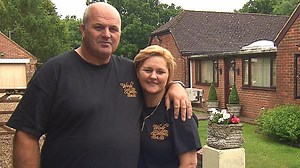 Four in a Bed - Series 5: Episode 22 | Channel 4