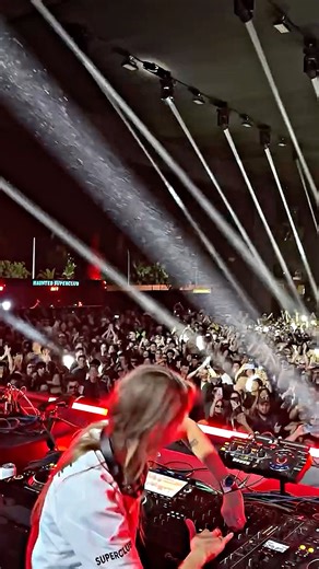Charlotte de Witte bringing the hammer to the Peruvian coast. Pure power. 🔨🌊 | Techno Live Sets