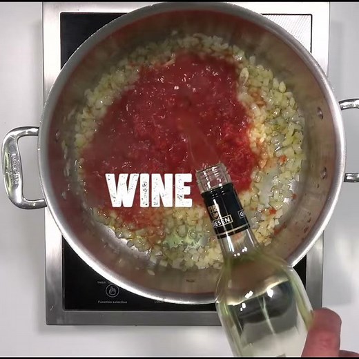 Simple Mussels with Tomato & Parsley Linguine | EP Seafoods