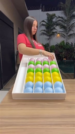 Menina Dos Desafios on Instagram: "Ball game hit the colors 🔥 #ball #game #challenge #viralvideos #usa #viralreels"