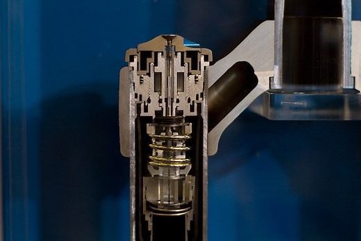 Inside Fox's 36 180 FIT RC2 Cartridge - Eurobike 2010