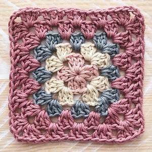Granny square fáciles de crochet cuadrados básicos - Melonchillo
