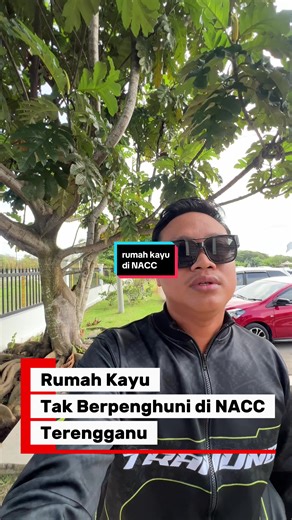 Tahu2 da keluar pintu. . btw korang yang tak tahu cuti2 nak kemana boleh bawak anak2 ke NACC untuk lihat teknik canting batik dan rasai pengalaman mewarna batik di NACC Pakat mari belakee.. @NACC Batik Pavilion Official .#terengganu #nacc #batikterengganu