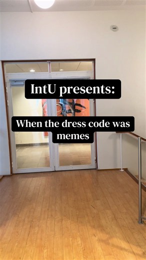 The IntU board’s outfits for our meme-sittning #handelshögskolanatgothenburguniversity #intu #hhgs #exchangesemester #sitting