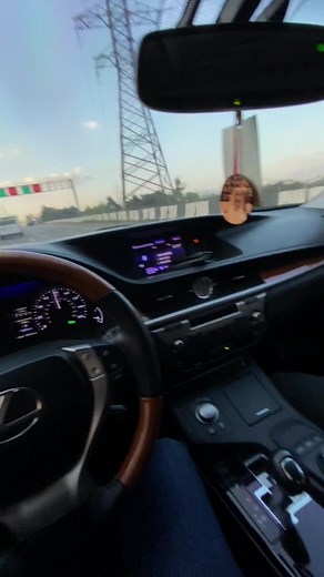 Driving a Lexus: Highway Journey from the Driver's Seat