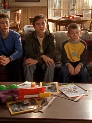 Malcolm in the Middle: temporada3 episodio22 - español #malcolminthemiddle #comedia #humor #risa #contenido #viral #fyp #xzbcya #view